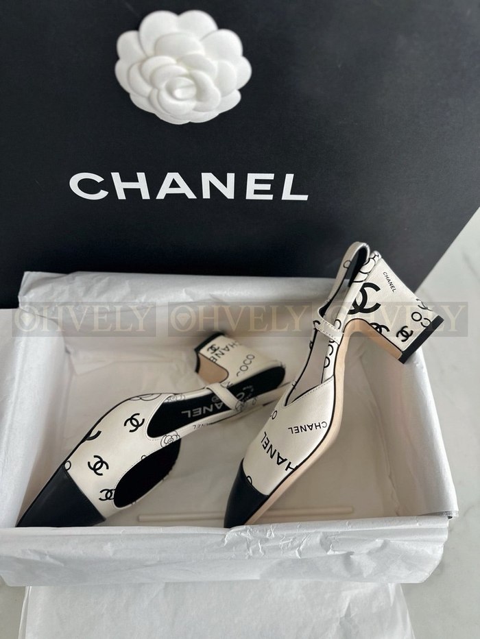 샤넬 까멜리아 CC 슬링백