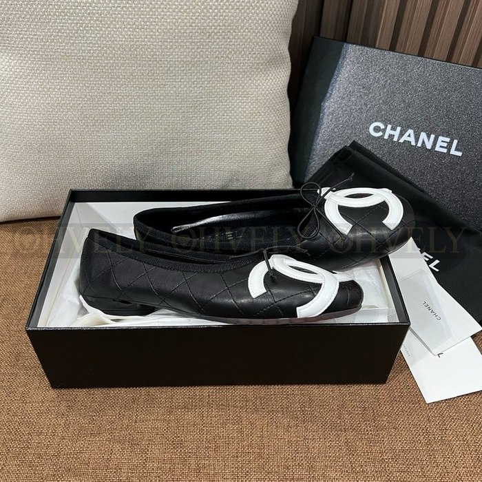 샤넬 깜봉 발레리나 플랫