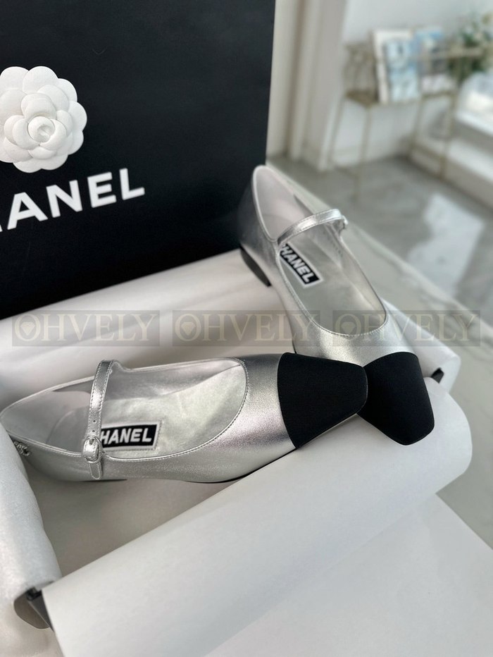 샤넬 실버 메리제인 플랫