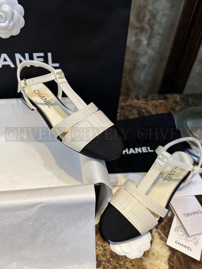 샤넬 인터로킹 CC 로고 슬링백 플랫