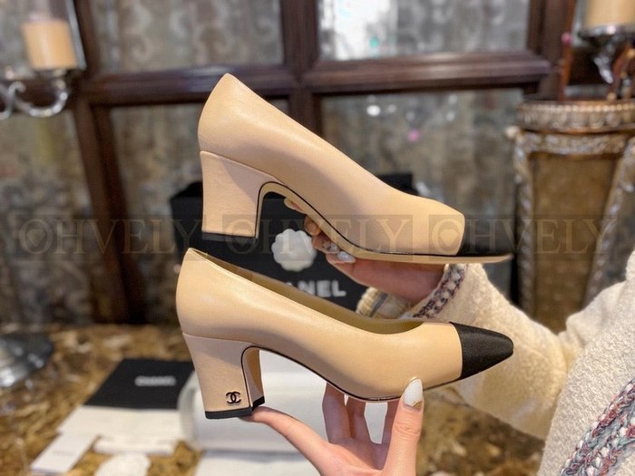 샤넬 통굽 펌프스