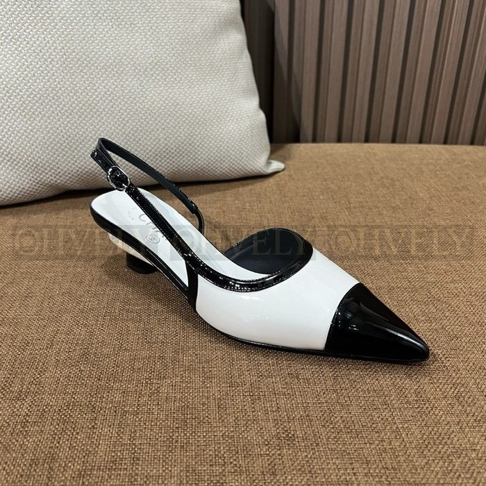 샤넬 포인티드 토 슬링백 펌프스