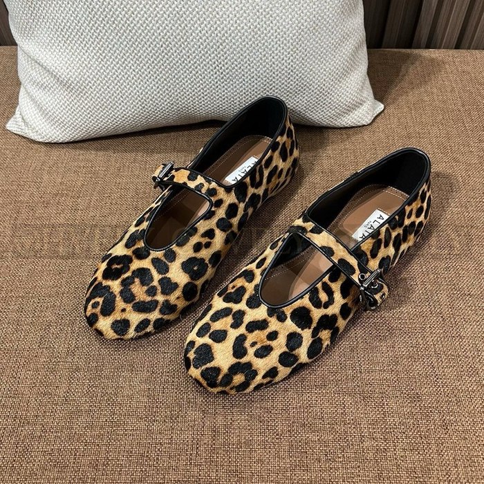 알라이아 레오파드 발레슈즈