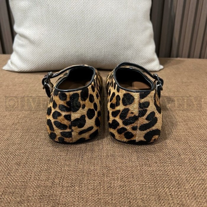 알라이아 레오파드 발레슈즈