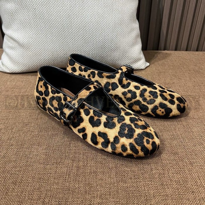 알라이아 레오파드 발레슈즈