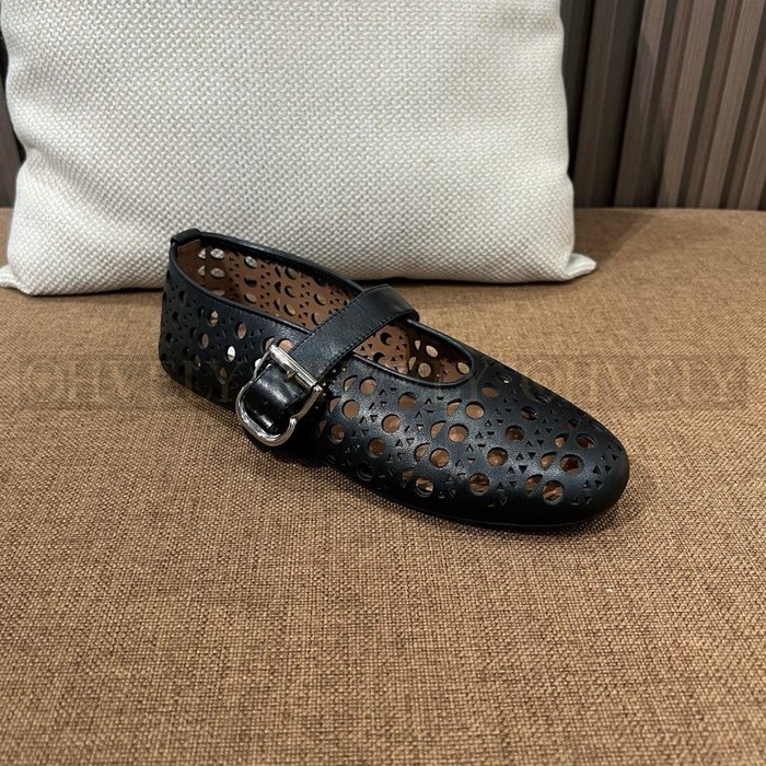 알라이아 비엔 발레 플랫