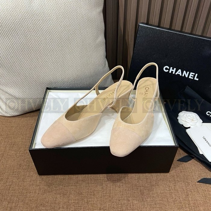 샤넬 스웨이드 슬링백 미드힐