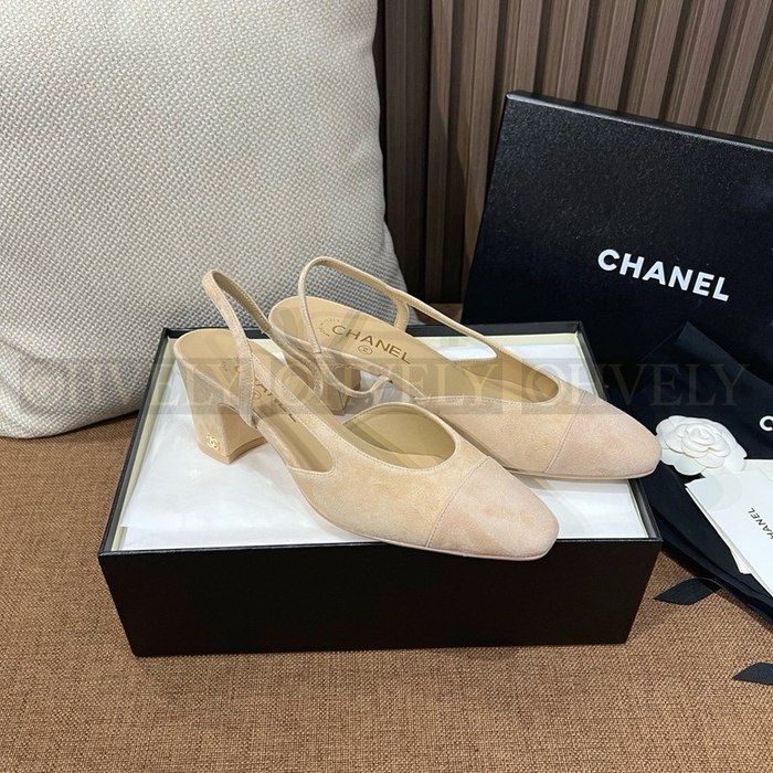 샤넬 스웨이드 슬링백 미드힐