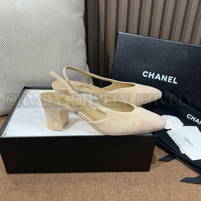 샤넬 스웨이드 슬링백 미드힐