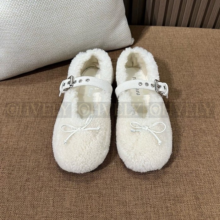 미우미우 쉐어링 발레리나 플랫