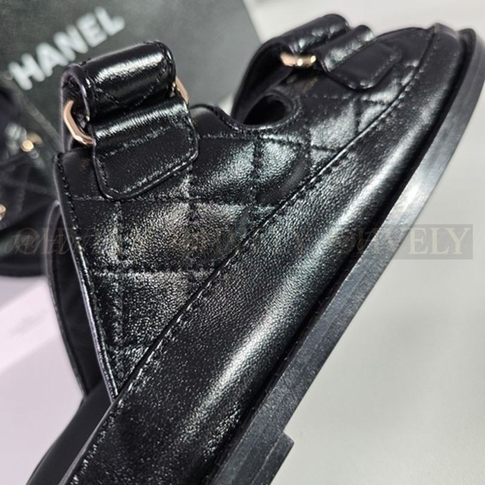 샤넬 24SS 벨크로 슬리퍼