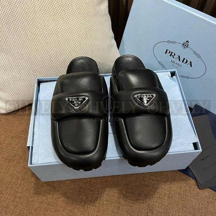 프라다 소프트 패딩 나파 가죽 사보