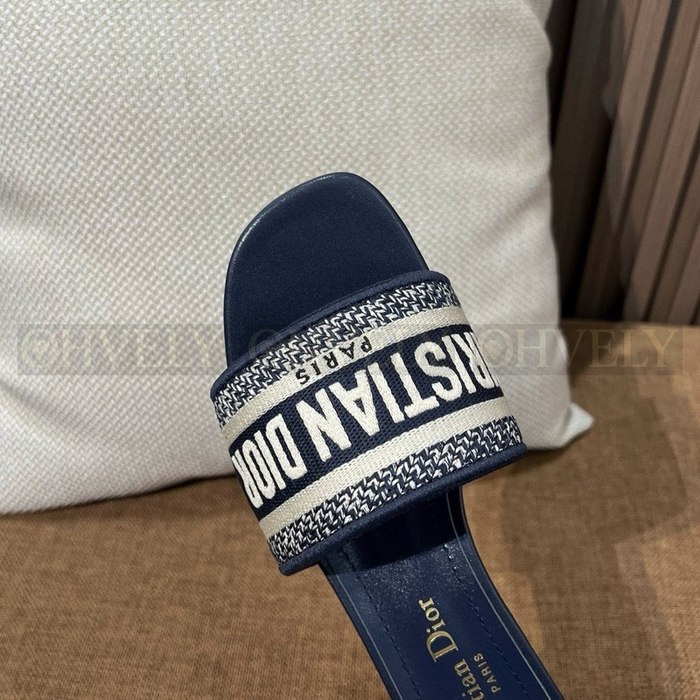 디올 디웨이 뮬 힐