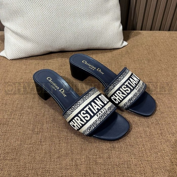 디올 디웨이 뮬 힐