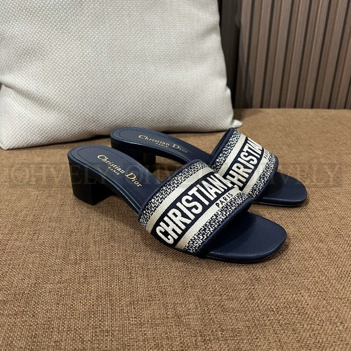 디올 디웨이 뮬 힐