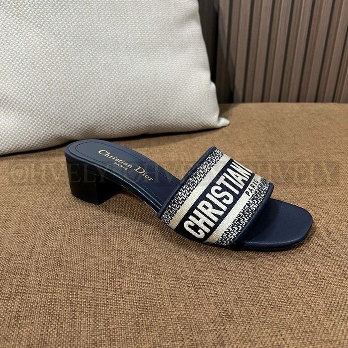 디올 디웨이 뮬 힐