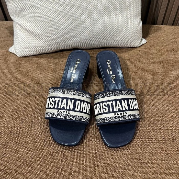 디올 디웨이 뮬 힐