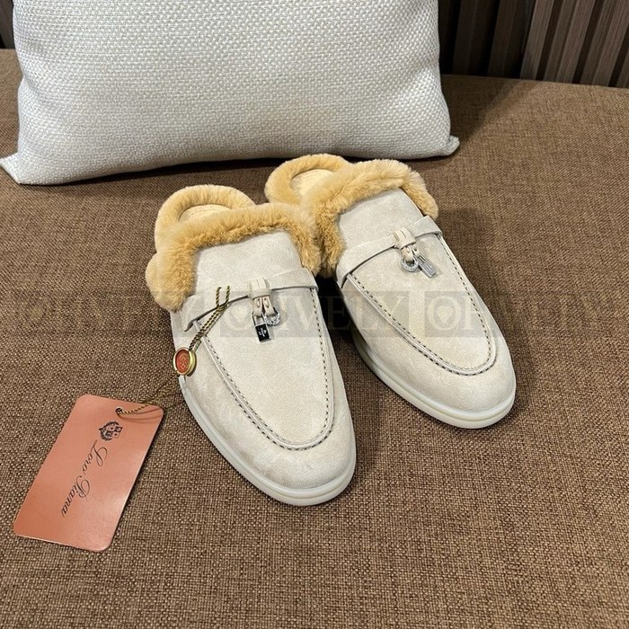 로로피아나 퍼 바부슈 참스 워크 뮬