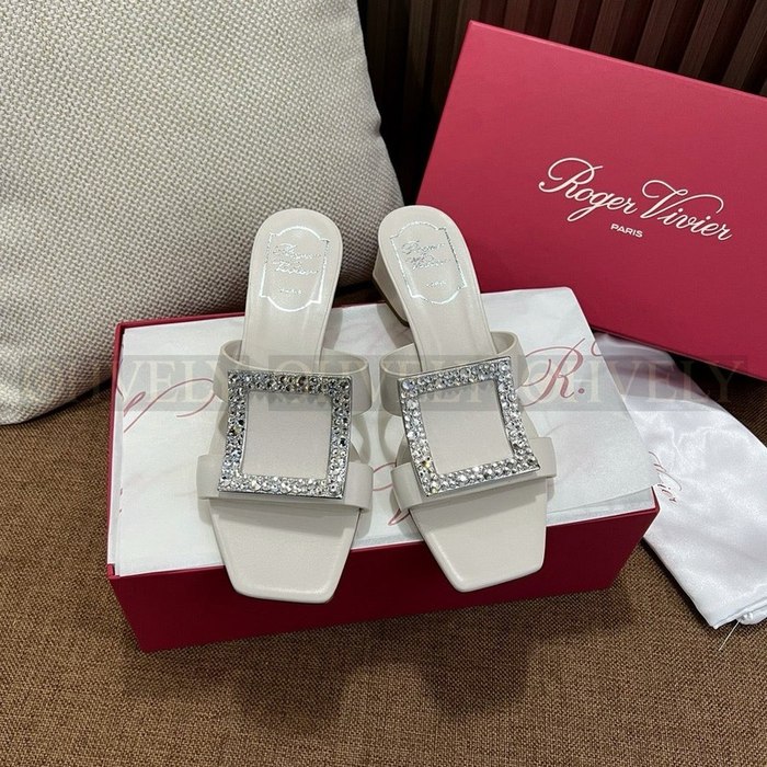 로저비비에 비키비브 스트라스 버클 뮬