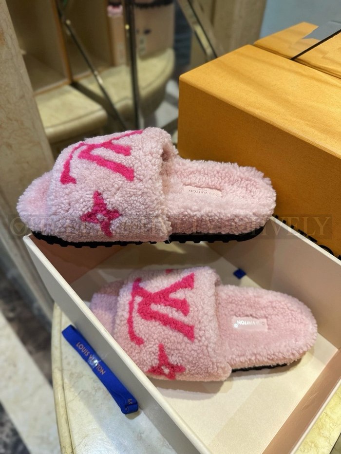 루이비통 파세오 플랫 컴포트 로고 양털 뮬