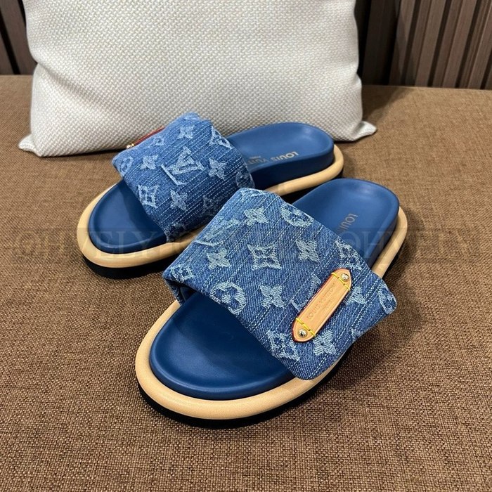 루이비통 풀 필로우 플랫 컴포트 뮬