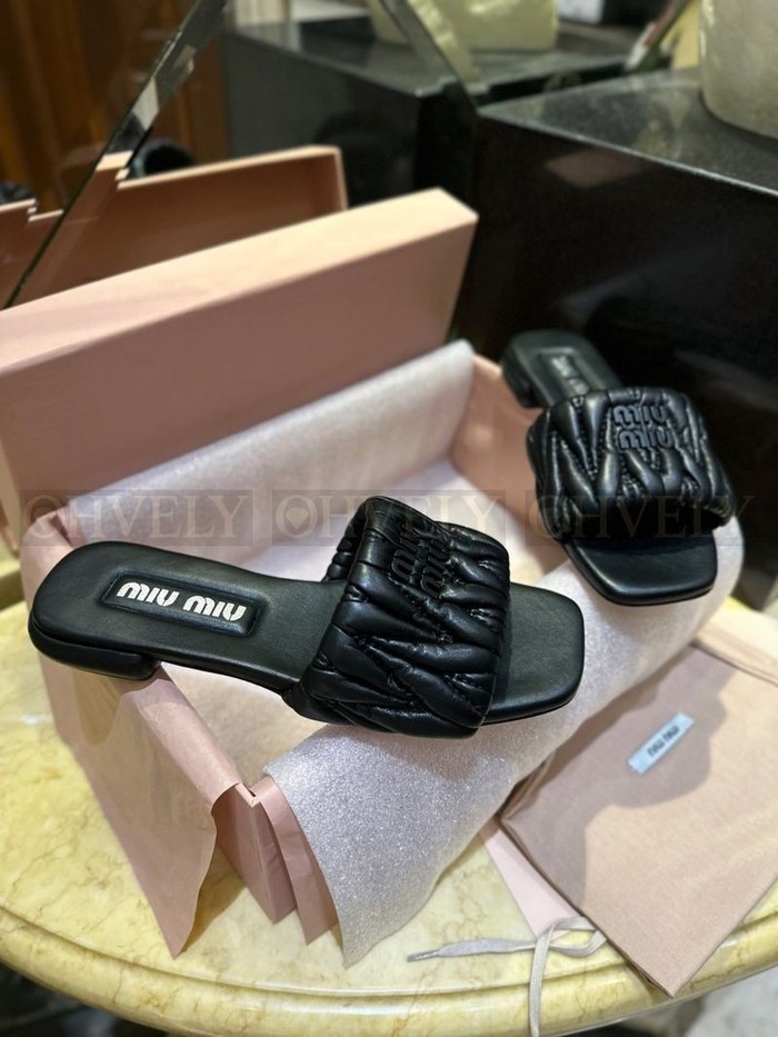 미우미우 마테라쎄 슬리퍼