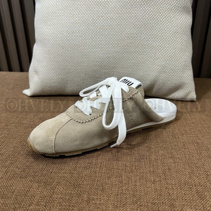 미우미우 플룸 스웨이드 뮬