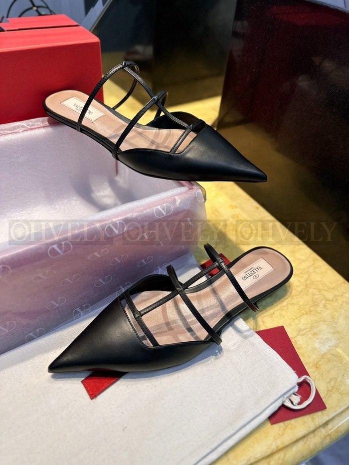 발렌티노 락스터드 위스피 뮬