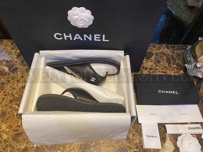 샤넬 CC 로고 램스킨 플립플랍