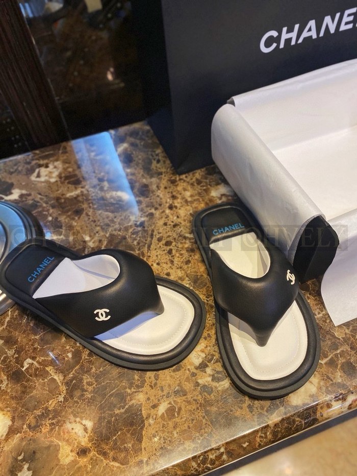샤넬 CC 로고 램스킨 플립플랍