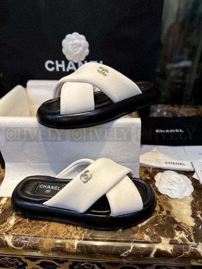 샤넬 골드 메탈 패브릭 뮬