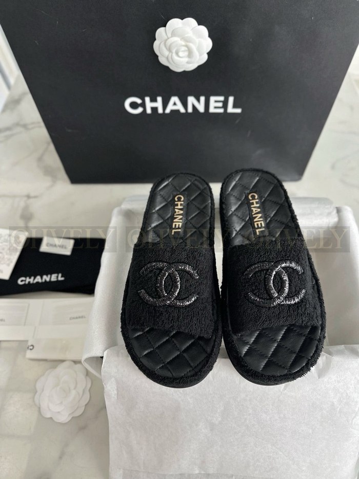 샤넬 램스킨 뮬 슬리퍼