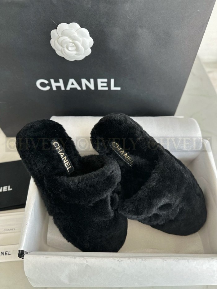 샤넬 퍼 슬리퍼