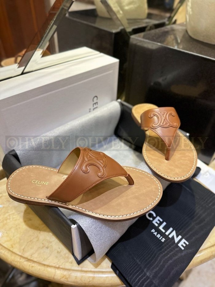 셀린느 트리옹프 플랫 통 플립플랍 샌들