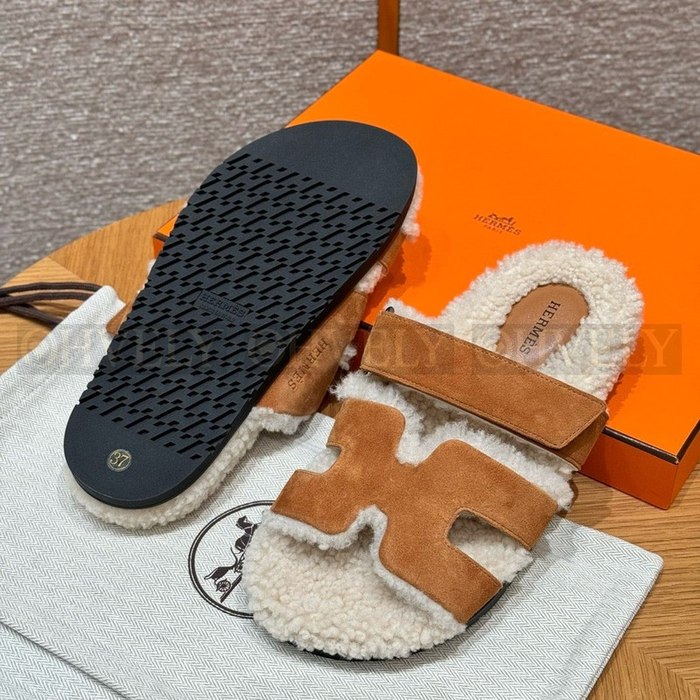 에르메스 CHYPRE 시프레 슬리퍼 양털