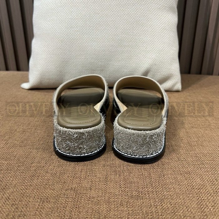 로에베 뮬러 슬라이드