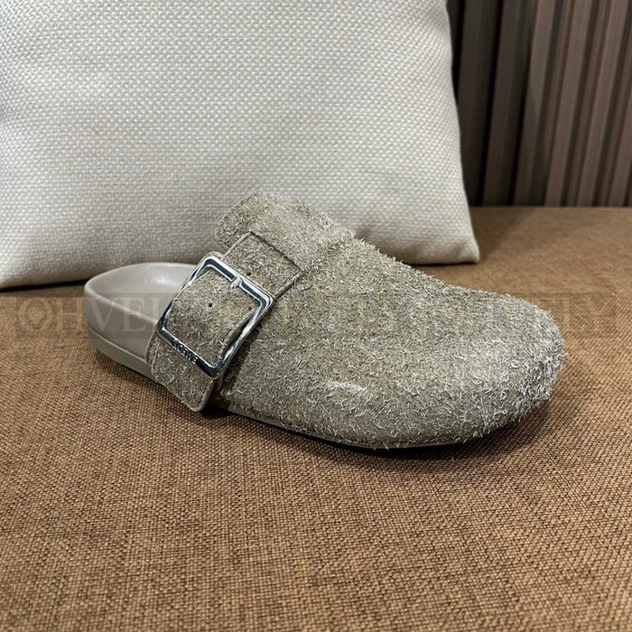 로에베 이즈 버클 뮬