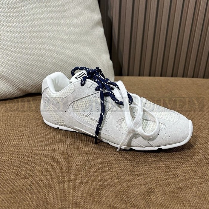 미우미우 X 뉴발란스 530 SL 메쉬 스니커즈