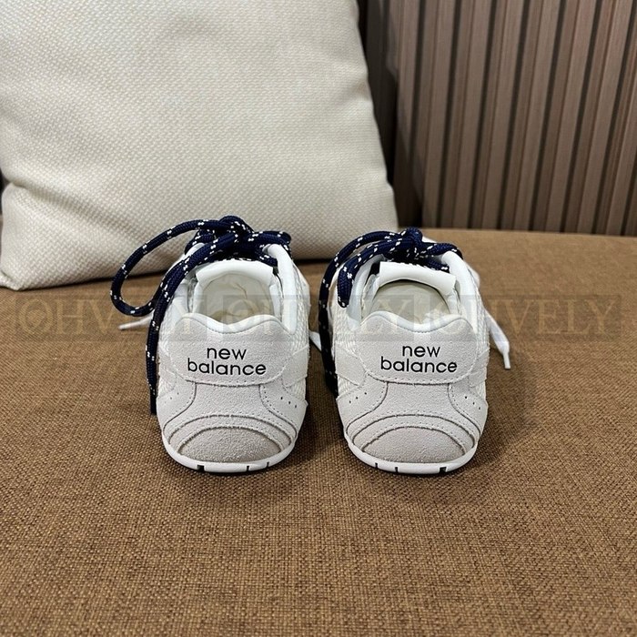 미우미우 X 뉴발란스 530 SL 메쉬 스니커즈