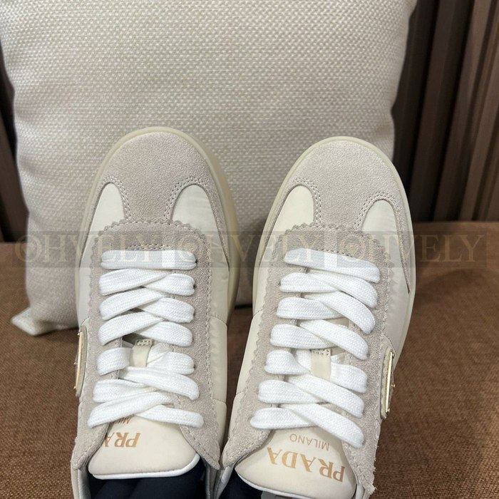 프라다 다운타운 볼드 나파 스니커즈