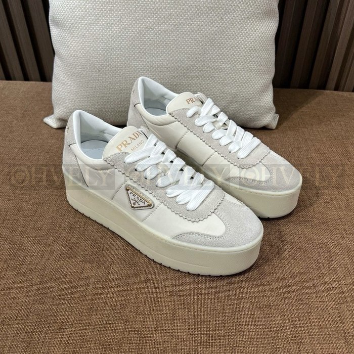 프라다 다운타운 볼드 나파 스니커즈
