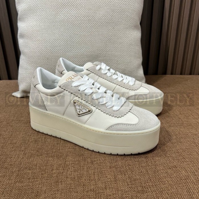 프라다 다운타운 볼드 나파 스니커즈