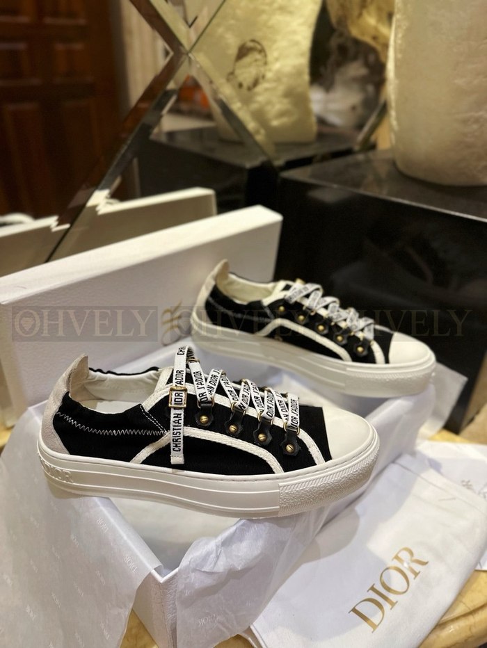 디올 워크앤디올 뮬 스니커즈