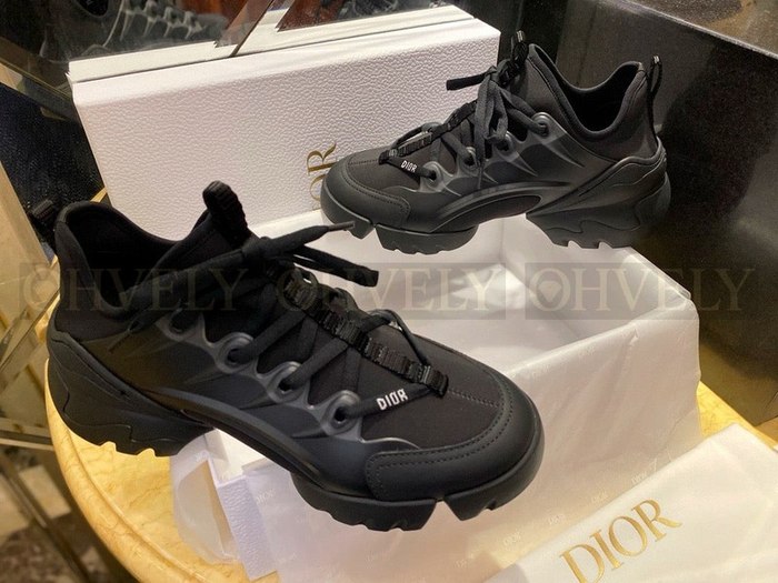 디올 디 커넥트 스니커즈