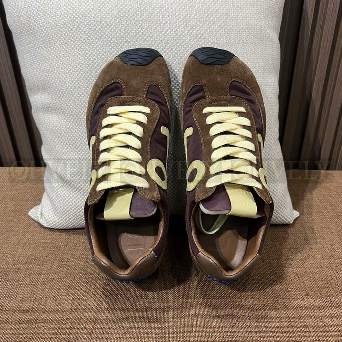 로에베 발레 러너 2.0 스니커즈