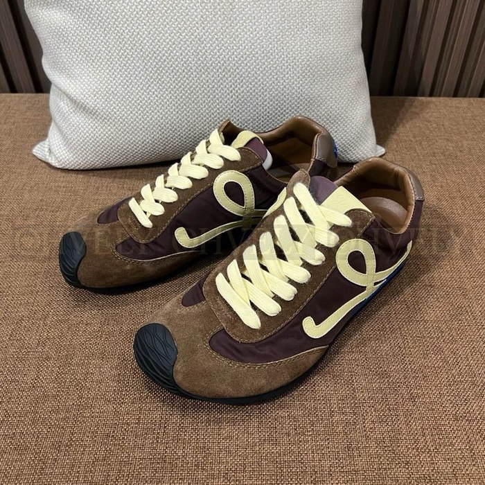 로에베 발레 러너 2.0 스니커즈