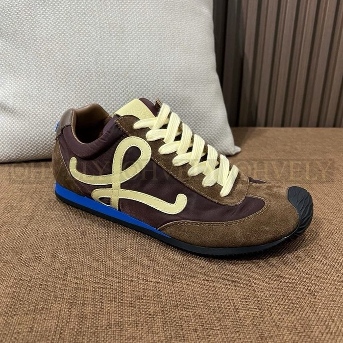 로에베 발레 러너 2.0 스니커즈