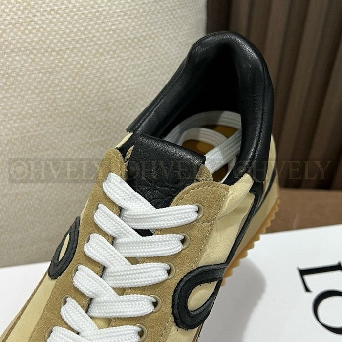 로에베 플로우 러너 스니커즈