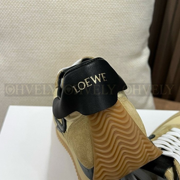 로에베 플로우 러너 스니커즈