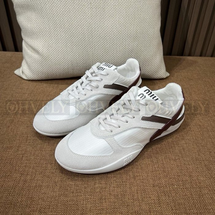 미우미우 김나지움 스웨이드 스니커즈